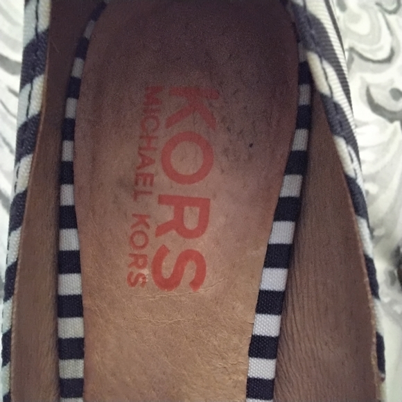 KORS Michael Kors Navy Blue & White Striped Nautical Peep Toe Cork Heels - 8.5 - Picture 11 of 15